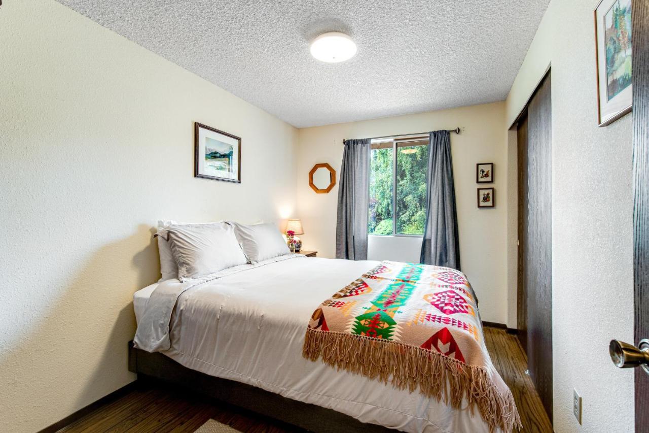 Sundown Memory Lane Cabin Camano Екстер'єр фото